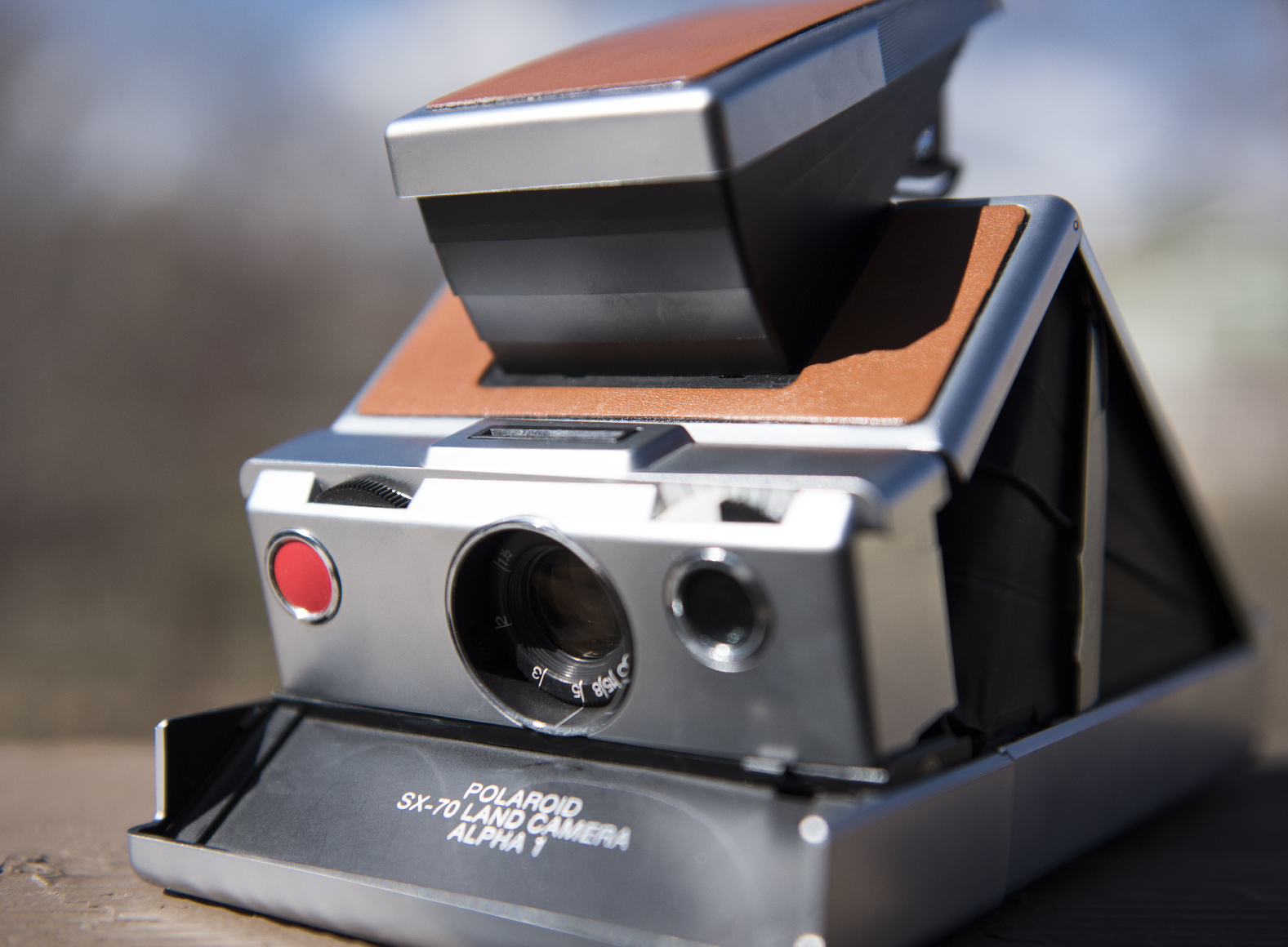 SX-70 Alpha 1 Totally Awesome Retro Leather Body!